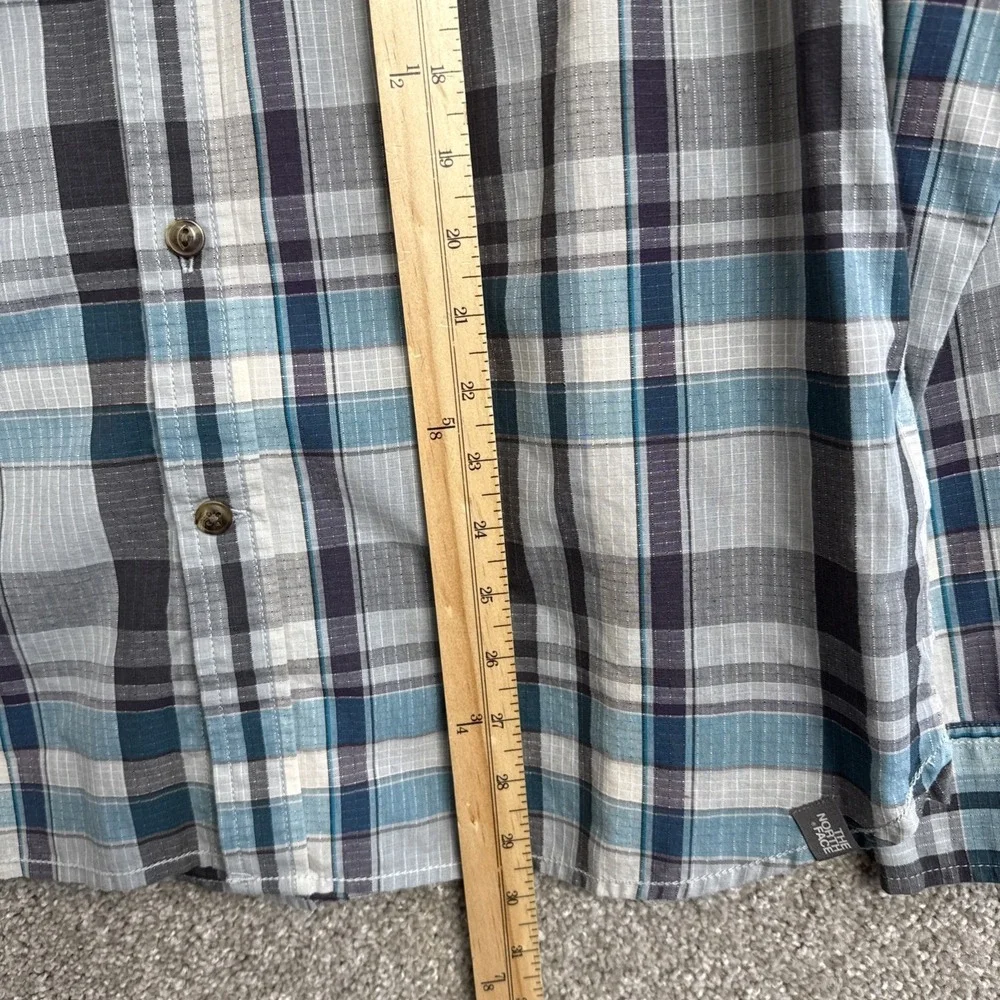 The North Face Shirt Size Plaid‎ Outdoor Hiking Long Sleeve Men's Medium